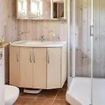 Three-bedroom In * Sjusjoen