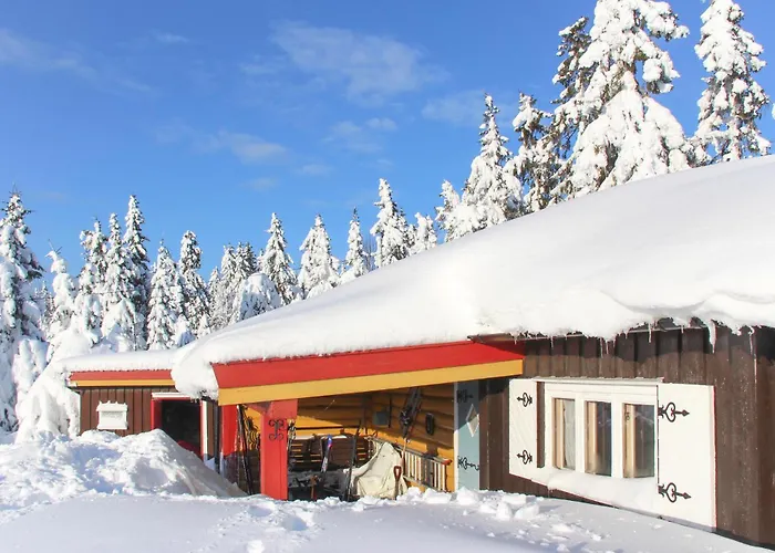 Three-bedroom In Сasa de vacaciones Sjusjoen