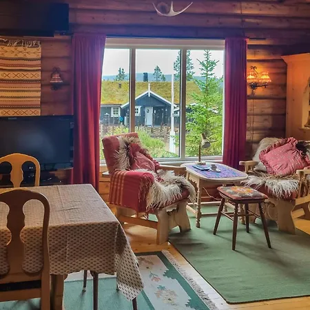 Vakantiehuis Three-bedroom In Sjusjoen