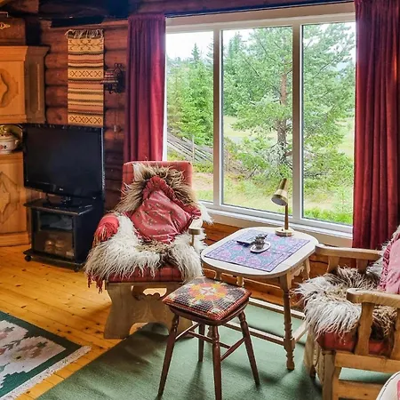 Three-bedroom In * Sjusjoen