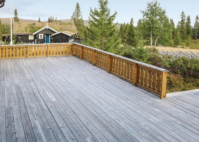 Three-bedroom In Sjusjoen