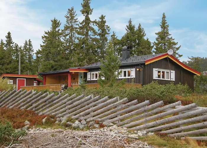 Three-bedroom In Sjusjoen