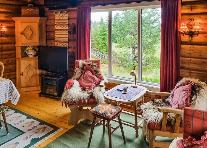 Three-bedroom In * Sjusjoen